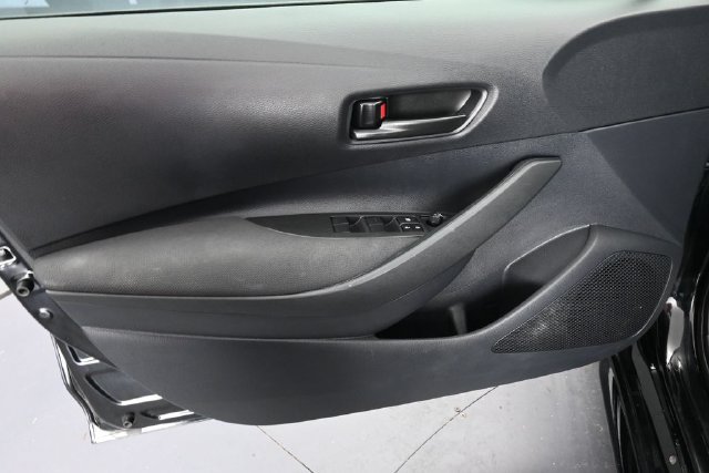 Used 2026 Toyota Corolla LE FWD image 25