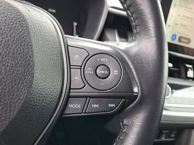 Used 2024 Toyota Corolla Cross XLE AWD/4WD image 21