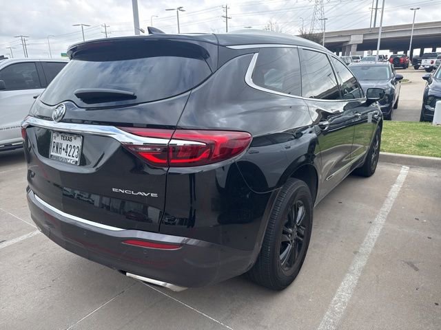 Used 2019 Buick Enclave Essence image 3