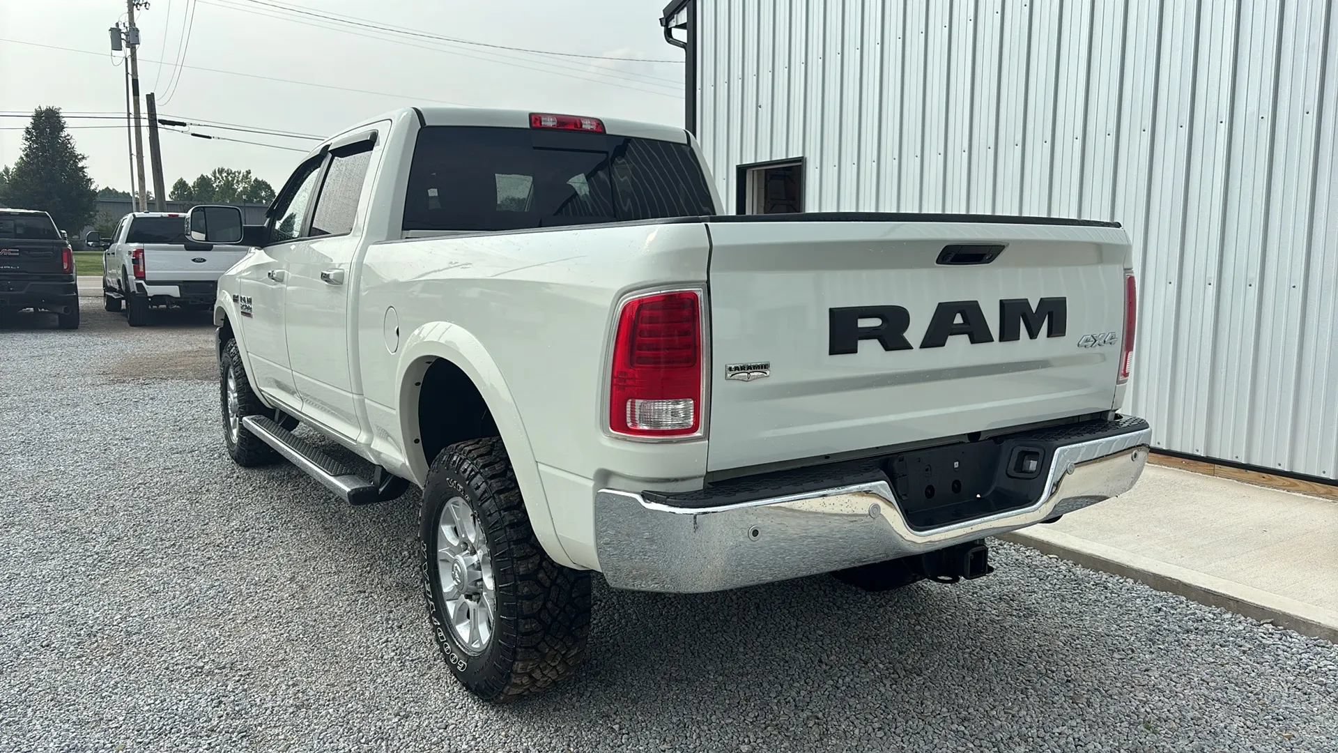 Used 2016 RAM 2500 Laramie w/ Snow Chief Group AWD/4WD image 3