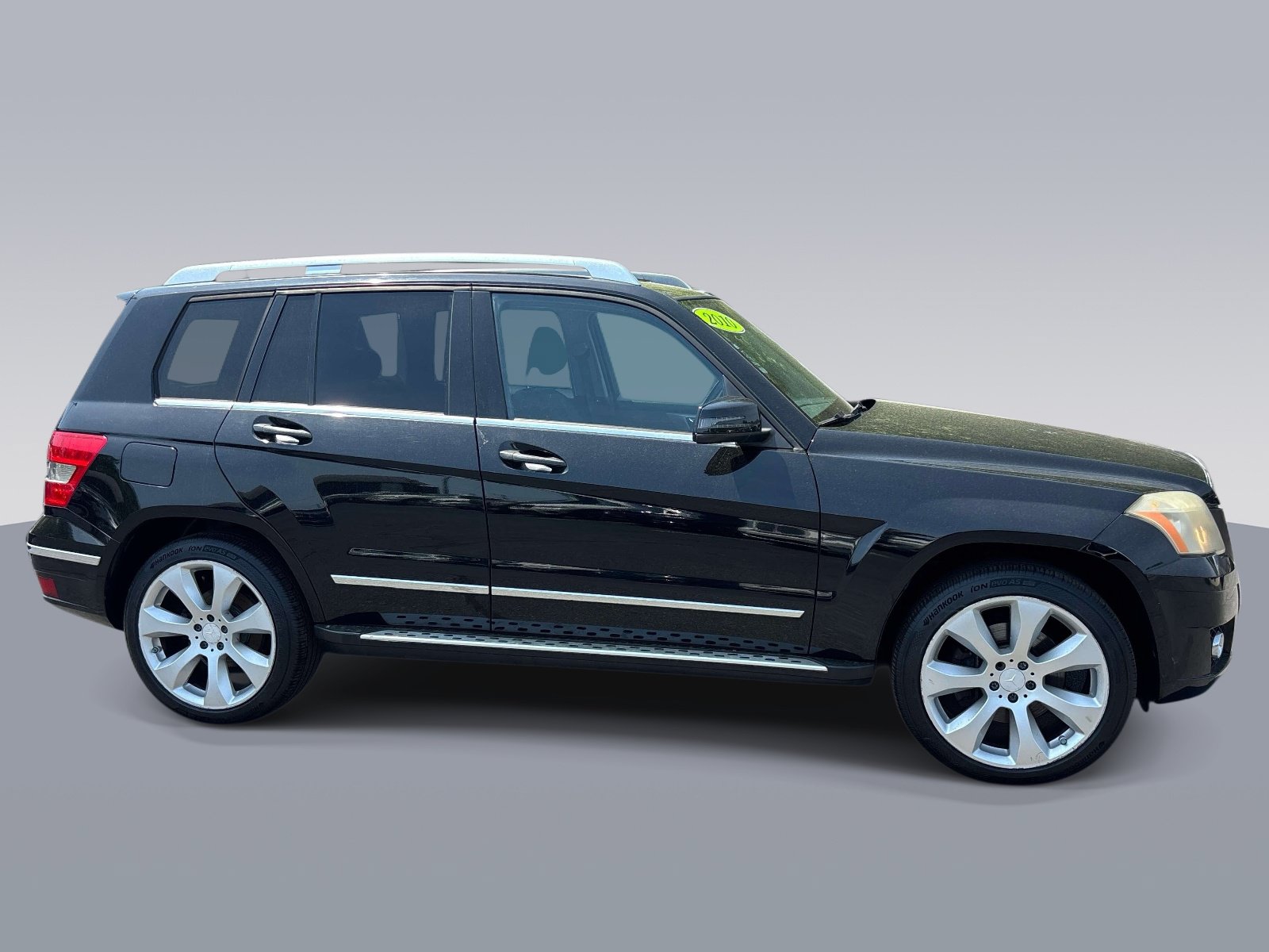 Used 2010 Mercedes-Benz GLK 350 4MATIC image 2