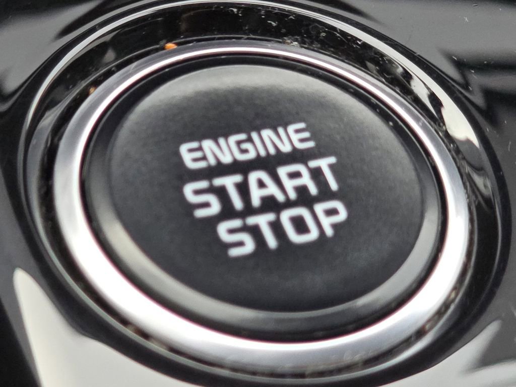 Used 2023 Kia Sportage EX image 34