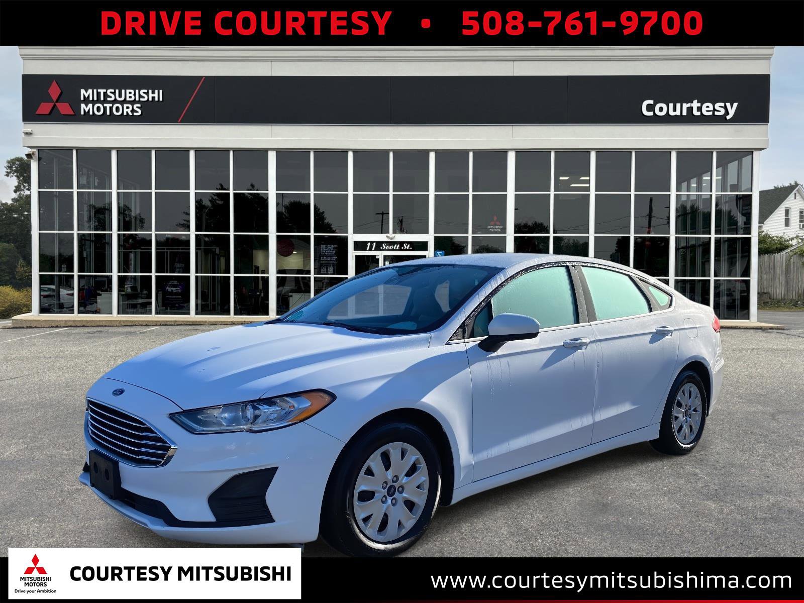 Used 2019 Ford Fusion S image 1