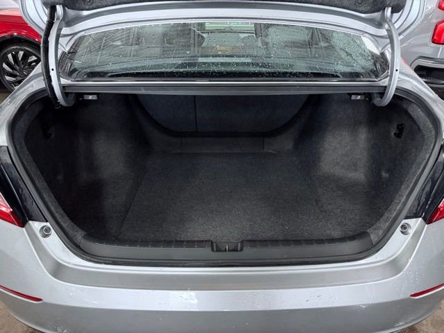 Used 2019 Honda Accord EX image 11