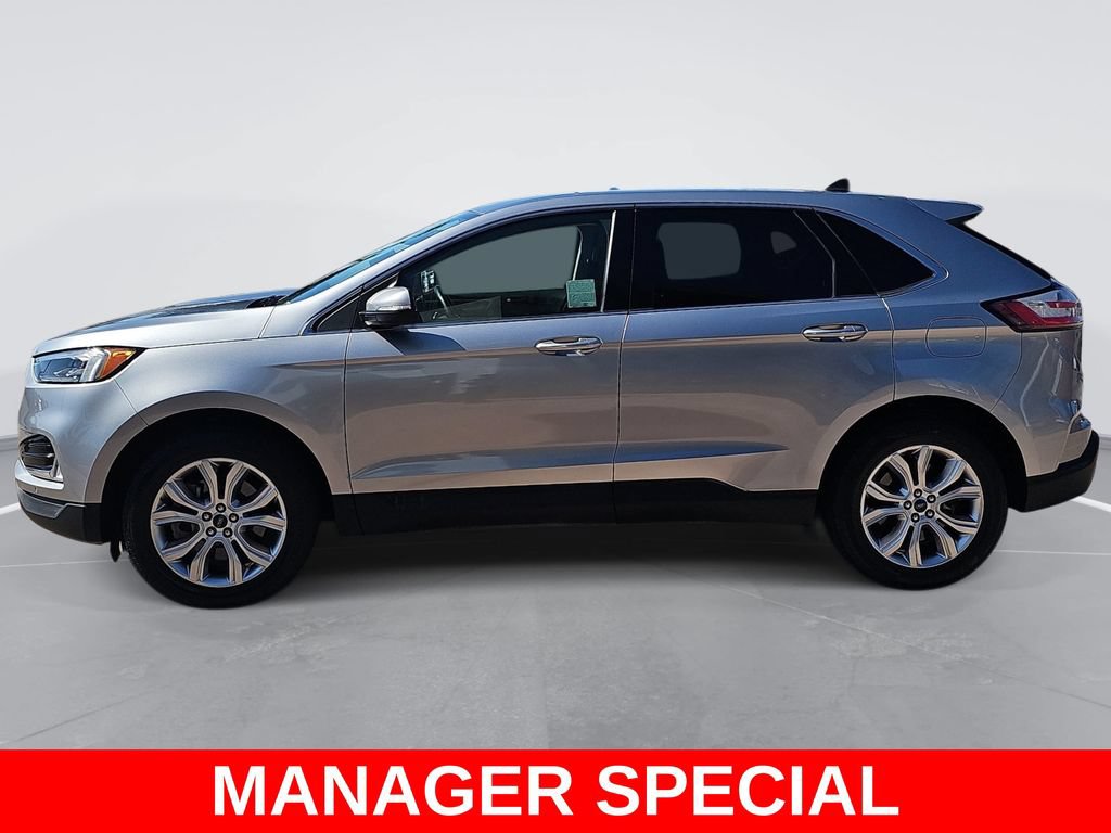 Used 2022 Ford Edge Titanium w/ Equipment Group 301A AWD/4WD image 6