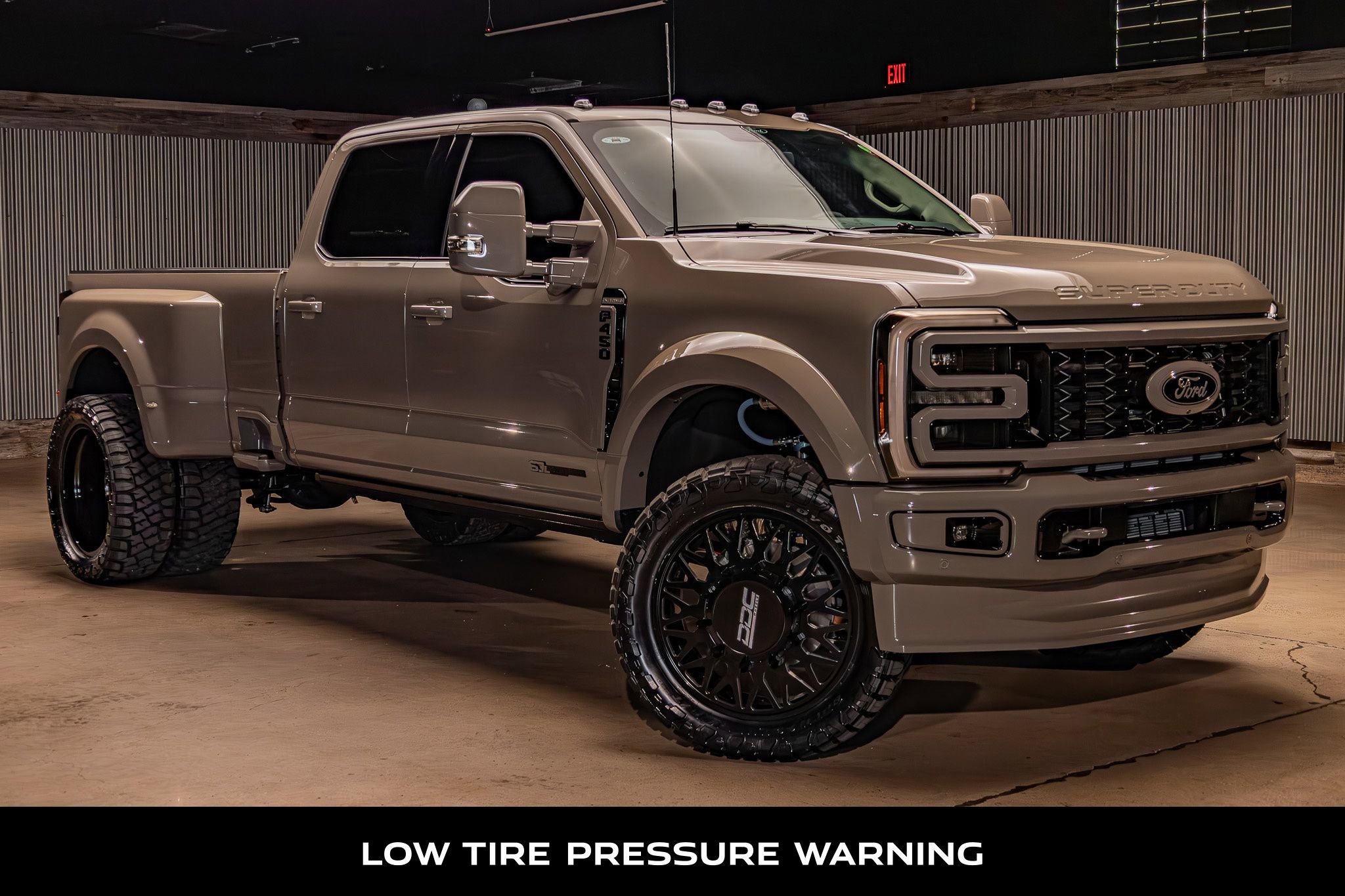 Used 2026 Ford F450 Platinum w/ Platinum Plus Package AWD/4WD image 12