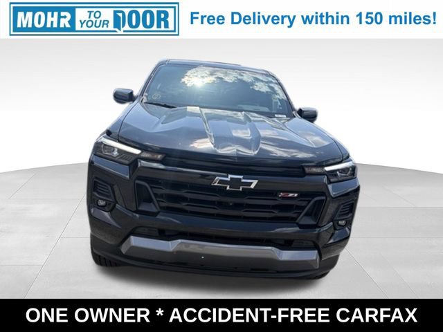 Used 2025 Chevrolet Colorado Z71 w/ Midnight Edition AWD/4WD image 13