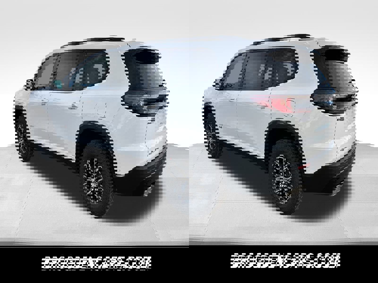 New 2026 GMC Acadia AT4 image 6