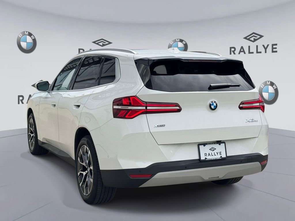 Certified 2025 BMW X3 xDrive30 w/ Premium Package AWD/4WD image 4