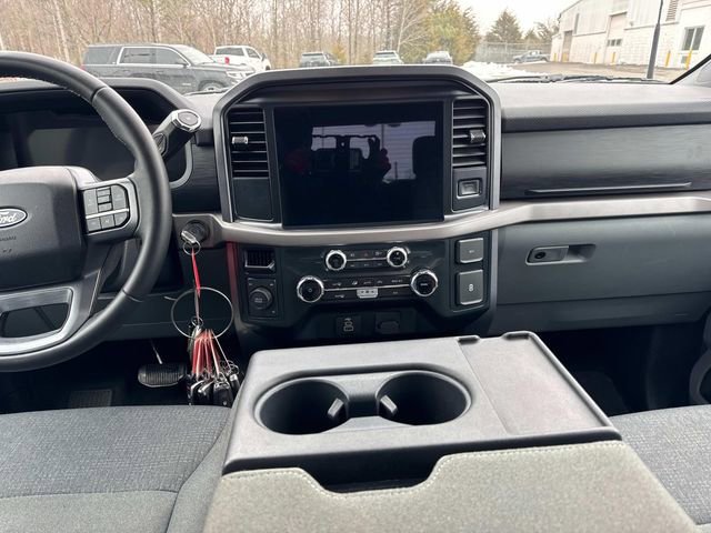 Used 2025 Ford F150 XLT w/ Equipment Group 301A Standard image 18