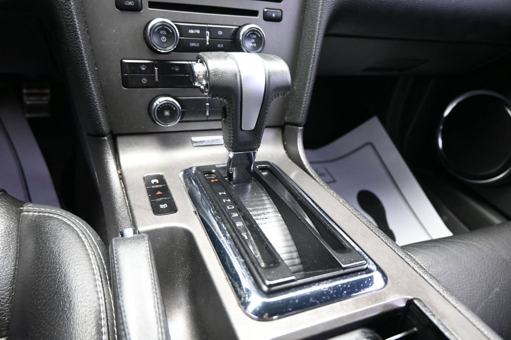 Used 2010 Ford Mustang Coupe RWD image 19