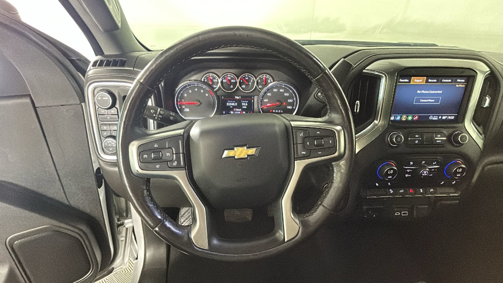 Used 2021 Chevrolet Silverado 2500 LT w/ Convenience Package AWD/4WD image 17
