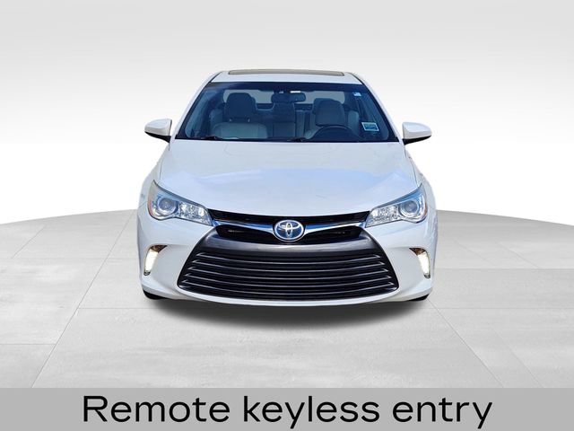 Used 2015 Toyota Camry XLE image 3