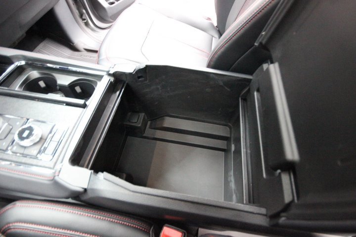 Used 2024 Ford Expedition Limited image 26