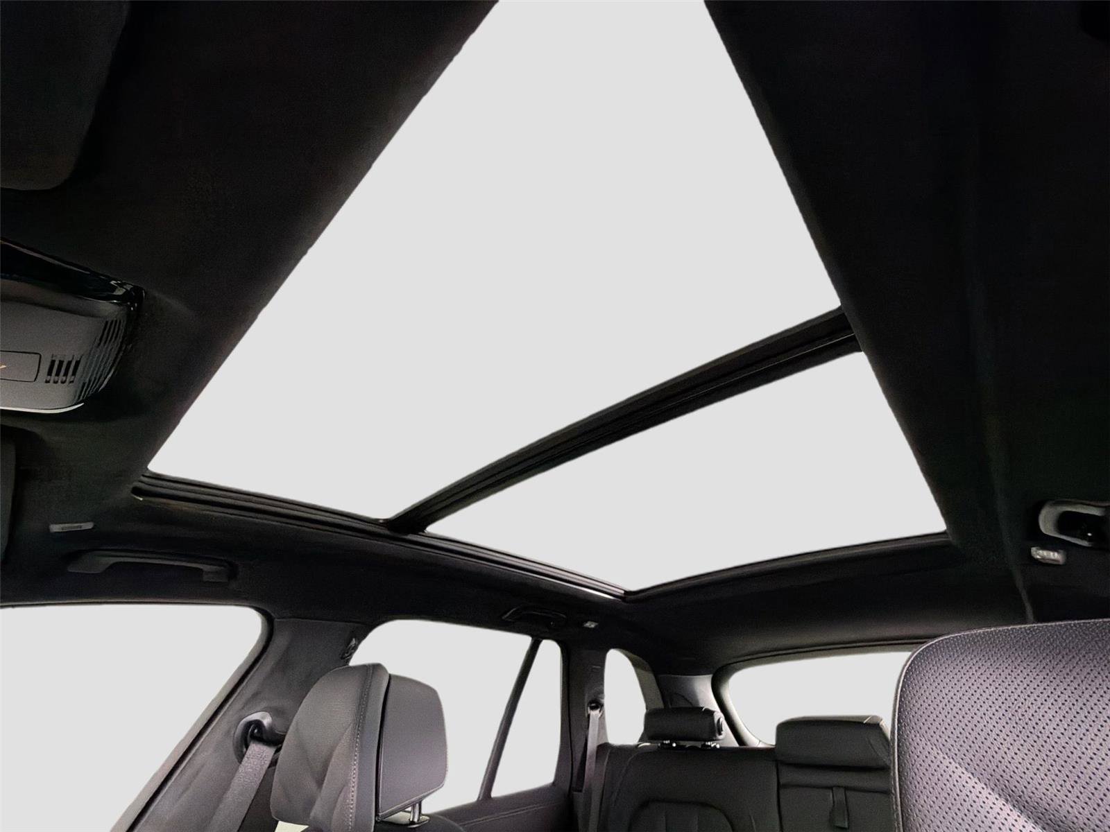 New 2026 BMW X5 xDrive40i w/ M Sport Package image 22