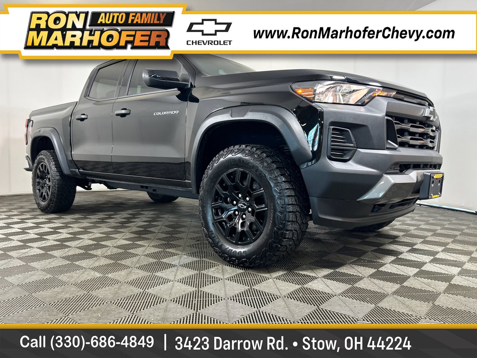 Used 2024 Chevrolet Colorado Trail Boss w/ Safety Package AWD/4WD image 1