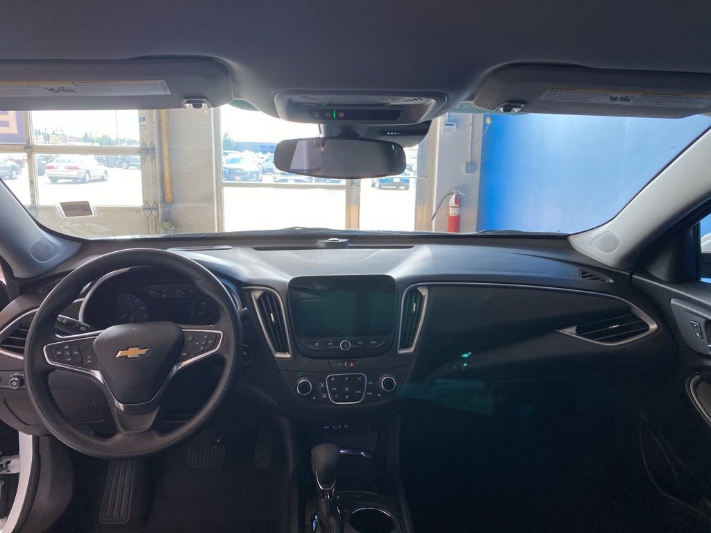 Certified 2025 Chevrolet Malibu LT image 5