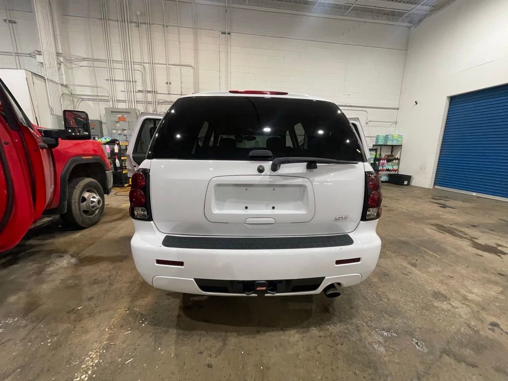 Used 2008 Chevrolet TrailBlazer SS w/ Sun And Sound Package image 9