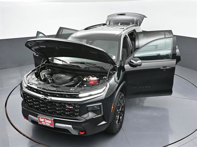 Used 2024 Chevrolet Traverse Z71 w/ Enhanced Driving Package AWD/4WD image 46