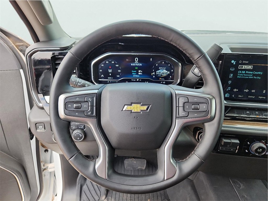 New 2025 Chevrolet Silverado 1500 LT image 17