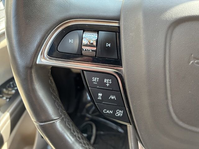Used 2019 Lincoln Nautilus Reserve image 16
