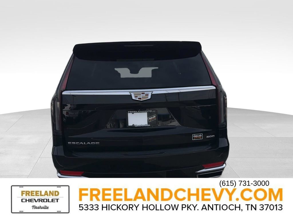 Used 2023 Cadillac Escalade Premium Luxury image 4