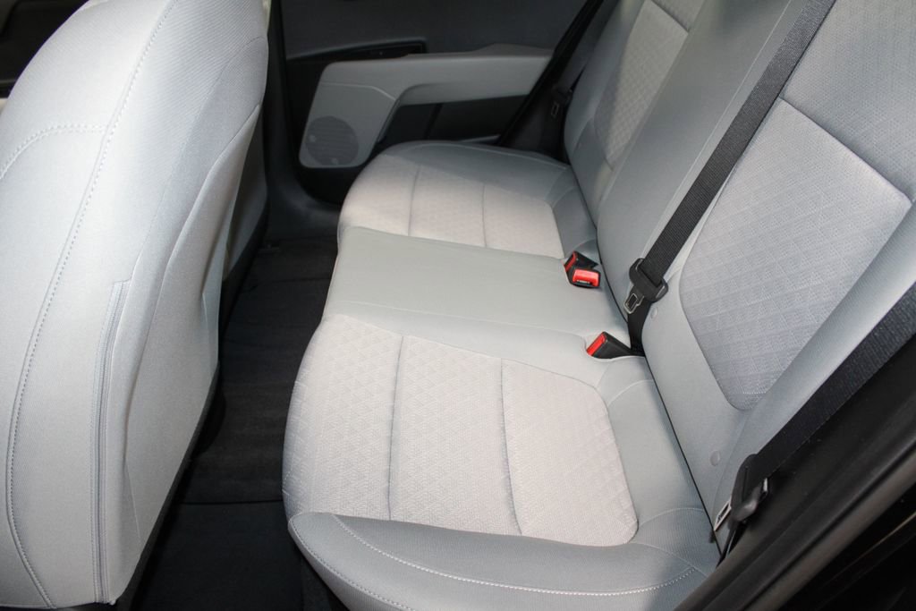 Used 2023 Kia Rio S image 17
