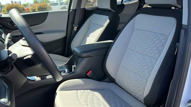 Used 2021 Chevrolet Equinox LS w/ LS Convenience Package FWD image 18