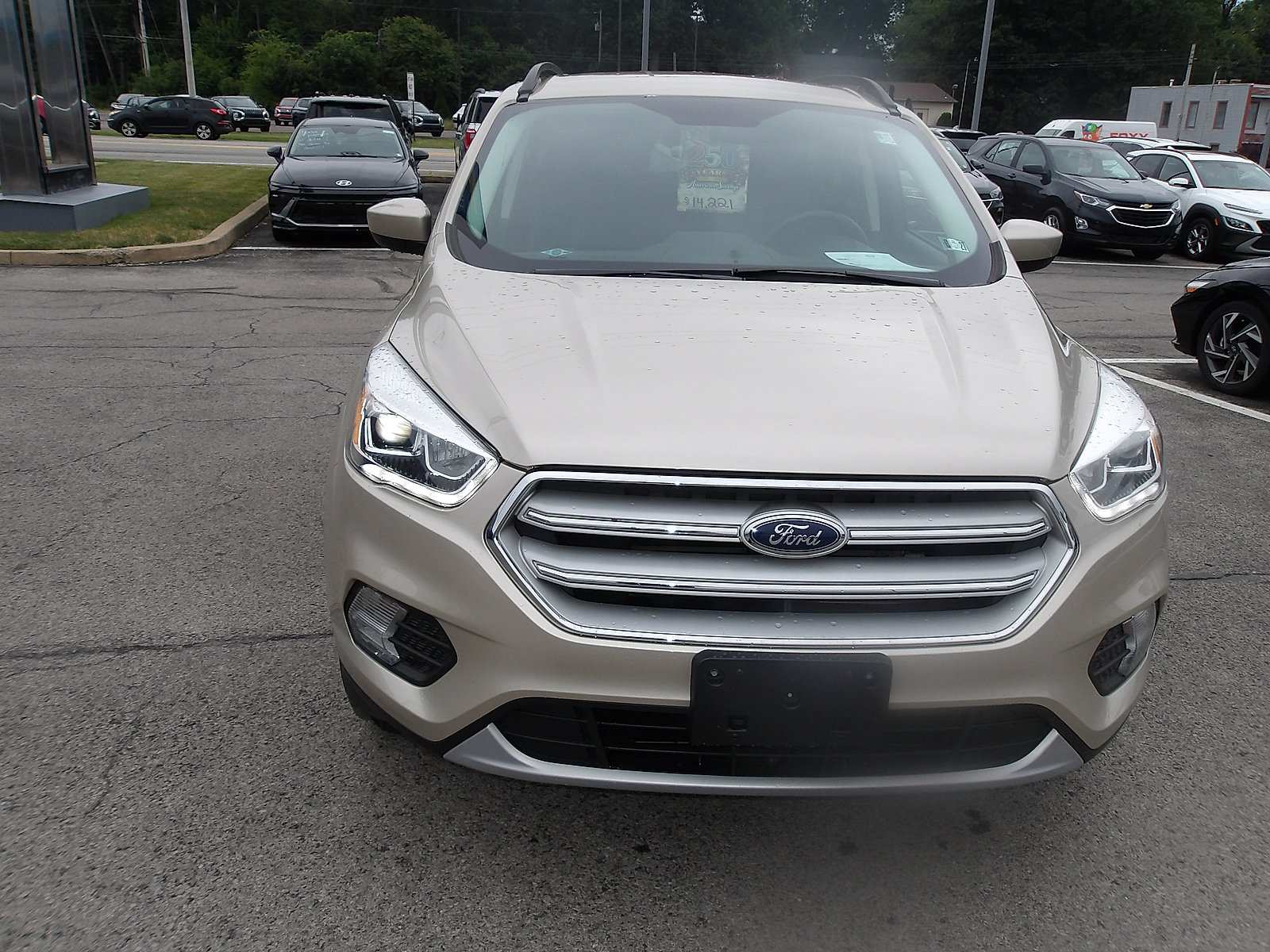 Used 2018 Ford Escape SEL FWD image 2