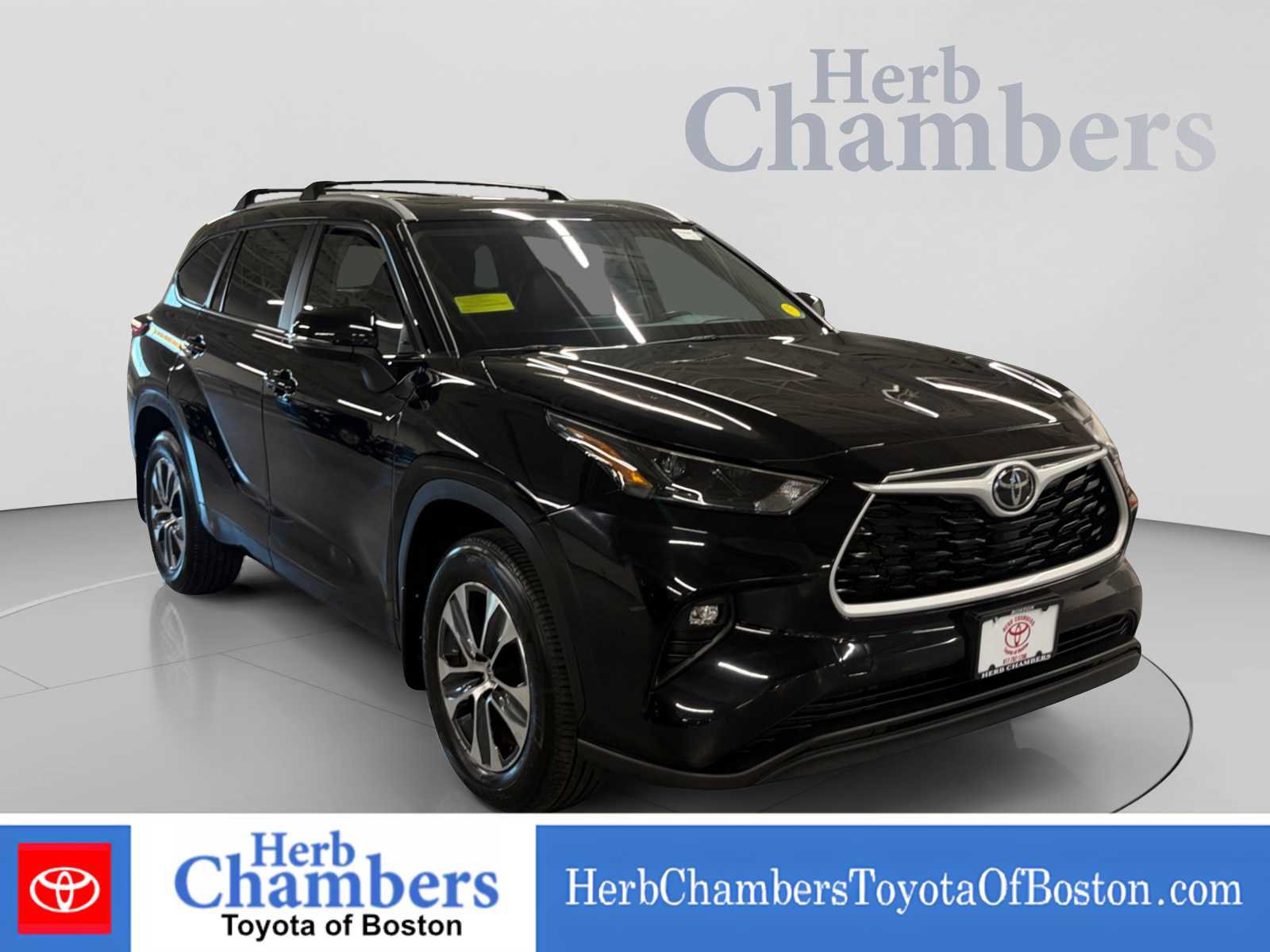 Used 2023 Toyota Highlander XLE