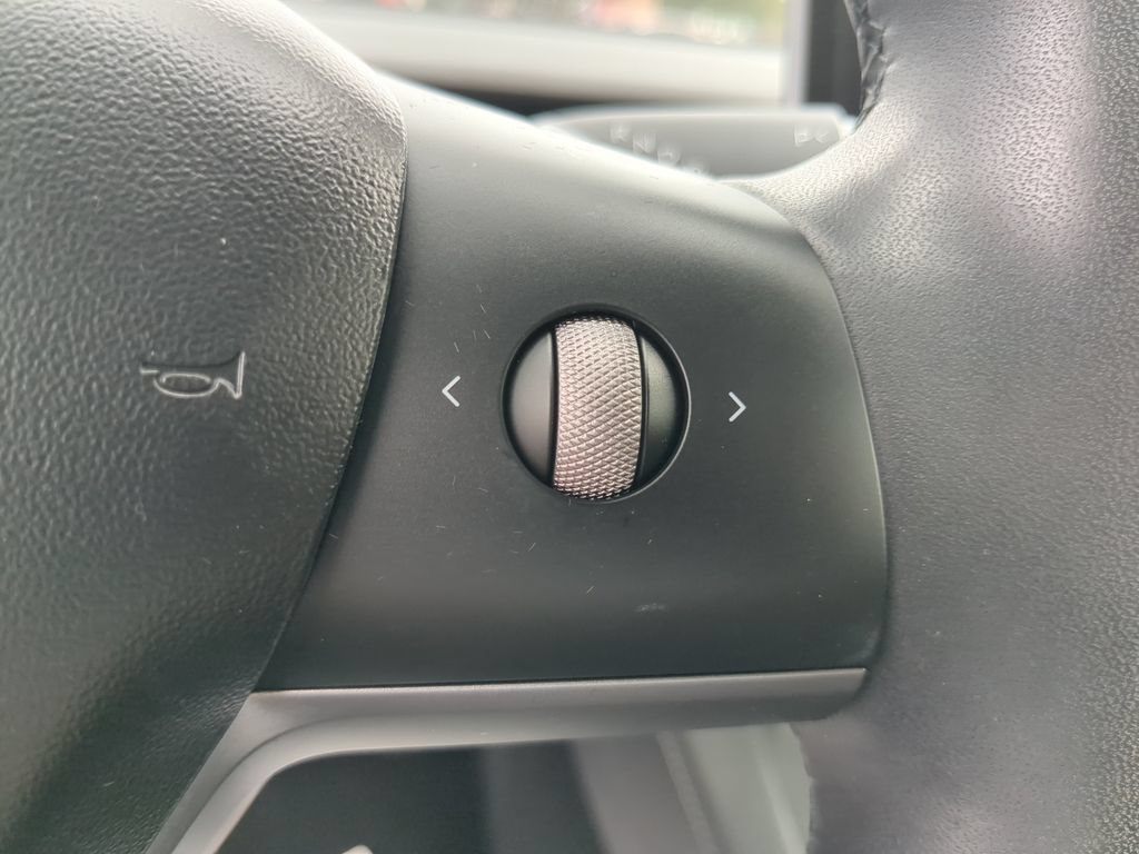 Used 2021 Tesla Model 3 Standard Range Plus RWD image 26