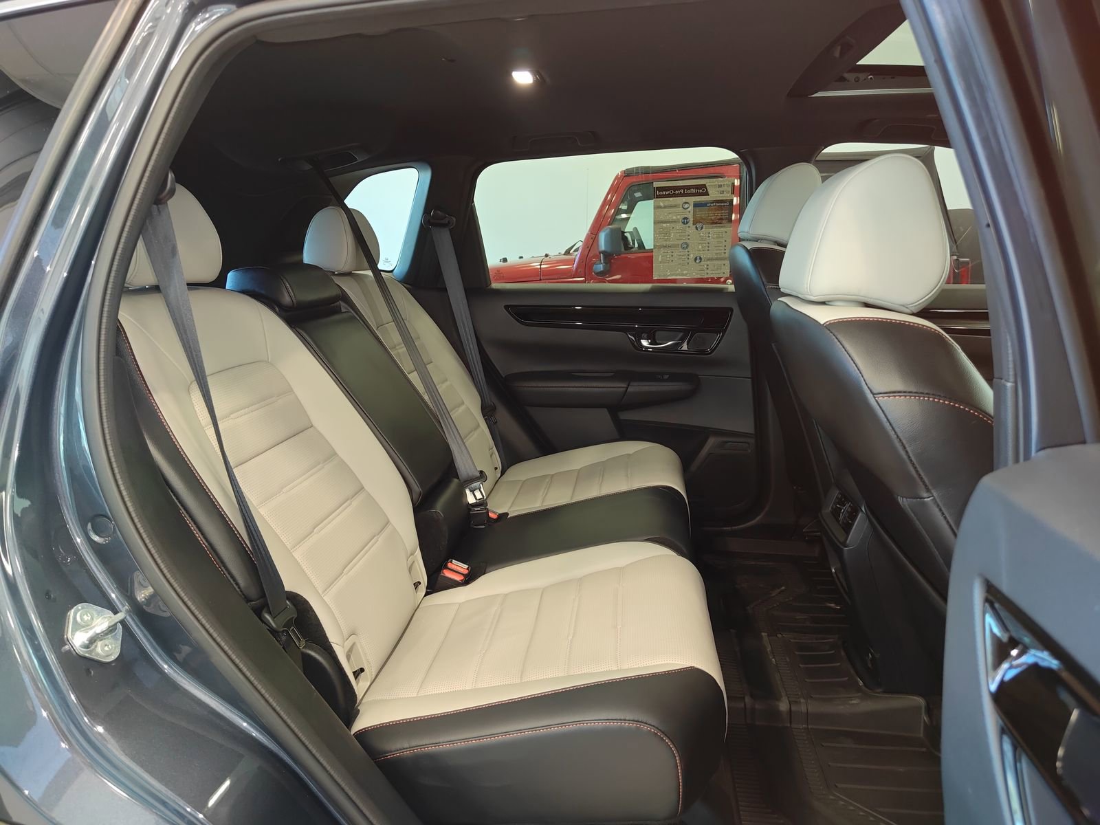 Used 2025 Honda CR-V Sport Touring image 19