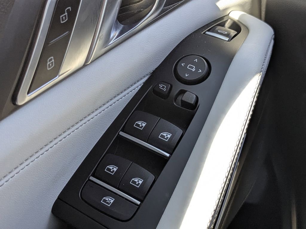 Used 2023 BMW X5 sDrive40i w/ Premium Package RWD image 23