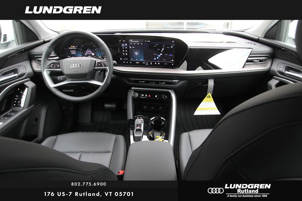 New 2025 Audi Q5 Premium image 3