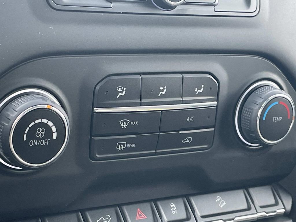 Used 2024 Chevrolet Silverado 2500 Custom w/ Custom Value Package image 22