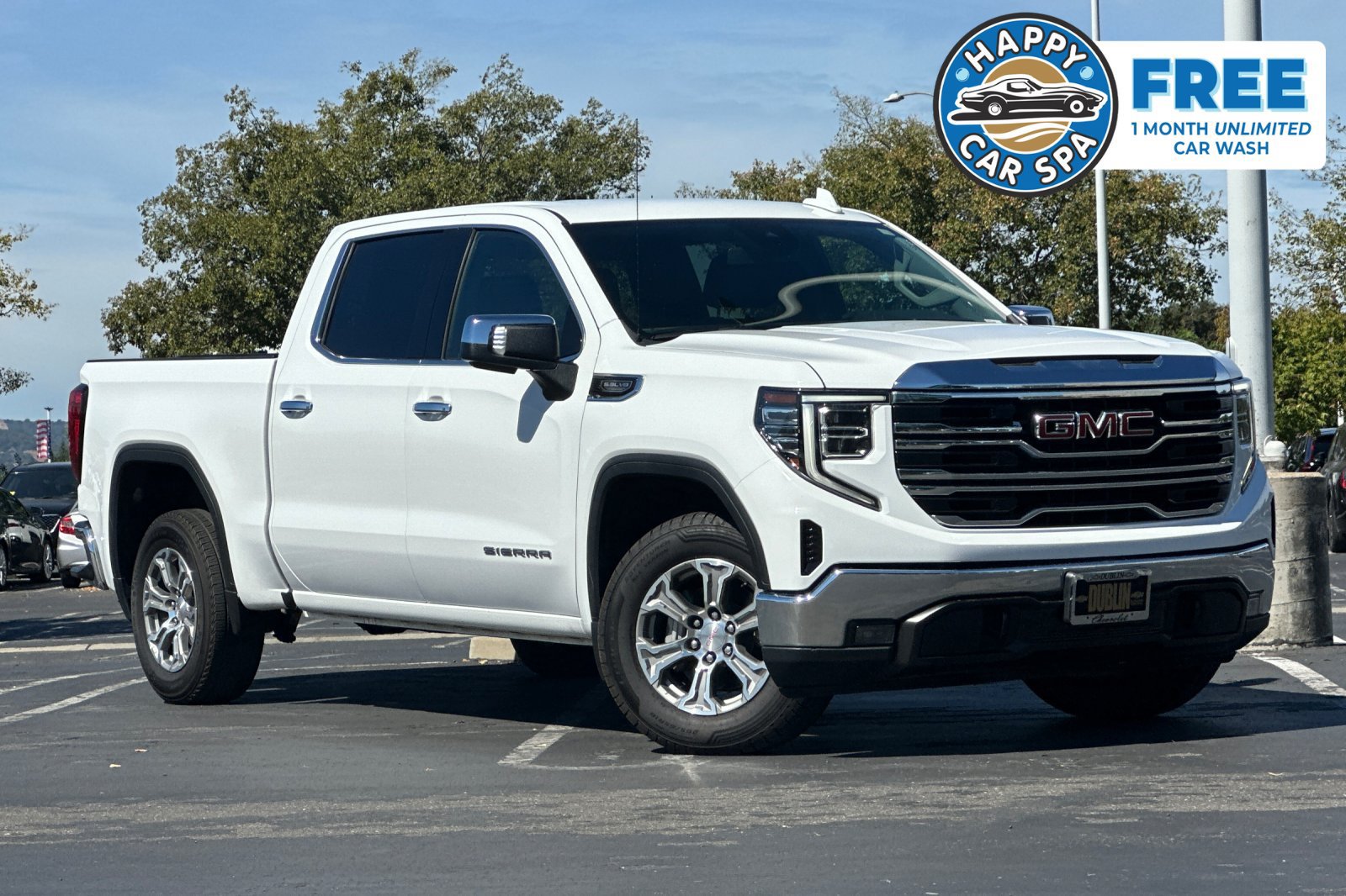 Used 2024 GMC Sierra 1500 SLT RWD image 1