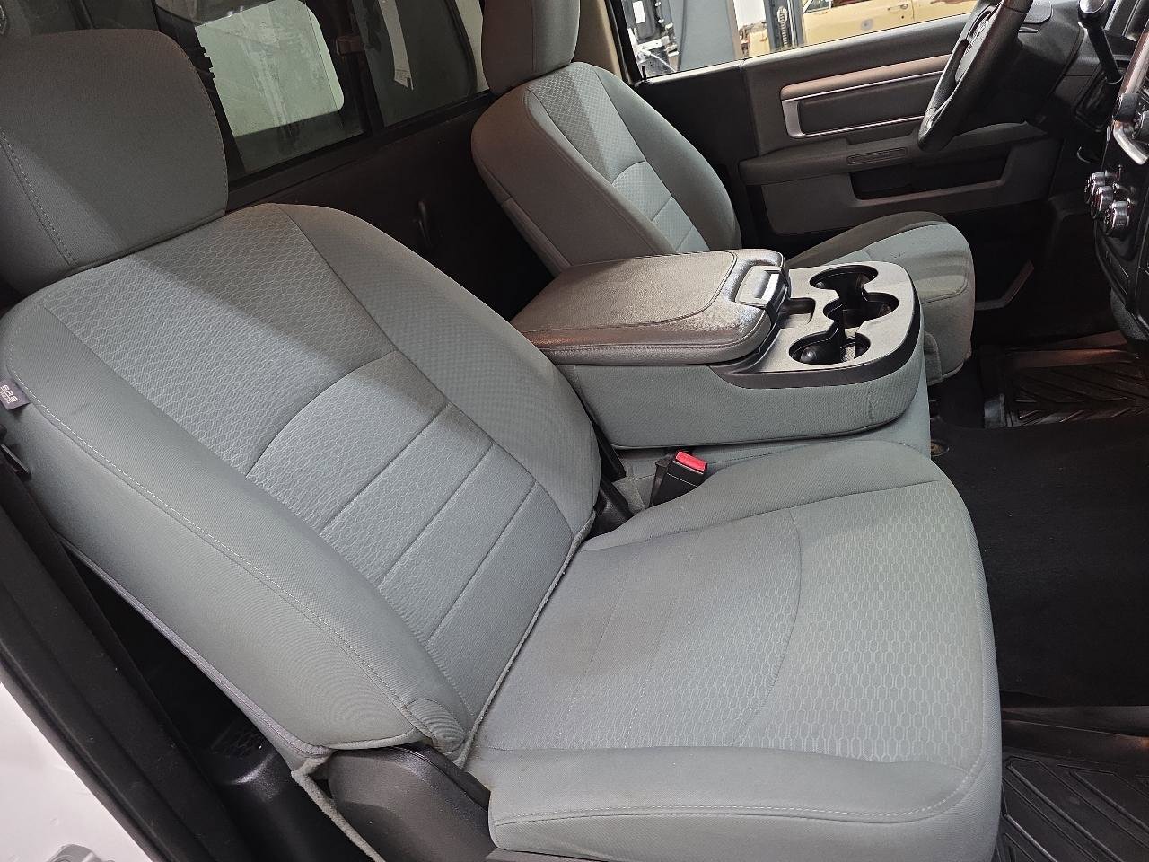 Used 2013 RAM 1500 Classic SLT RWD image 28