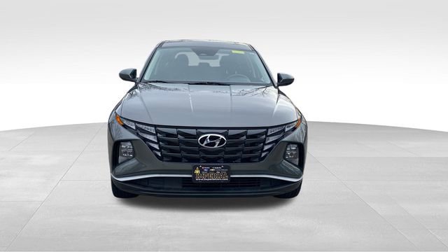 Used 2022 Hyundai Tucson SE image 2