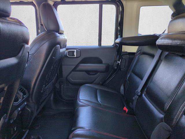 Used 2022 Jeep Wrangler Unlimited Rubicon w/ LED Lighting Group AWD/4WD image 19