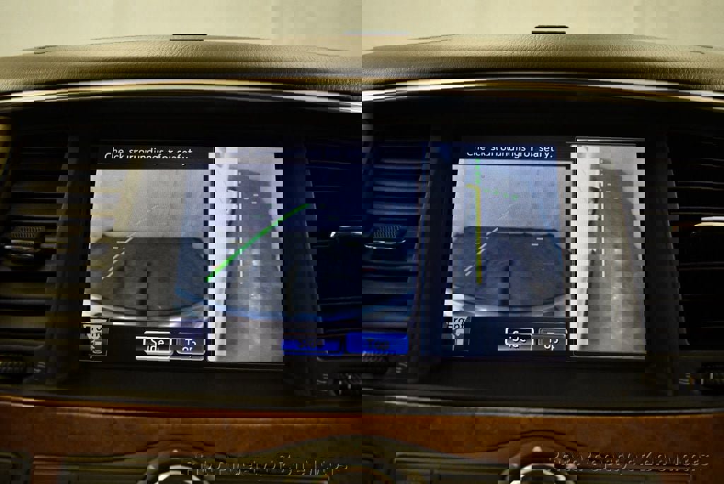 Used 2011 INFINITI QX56 4WD w/ Theater Pkg image 53