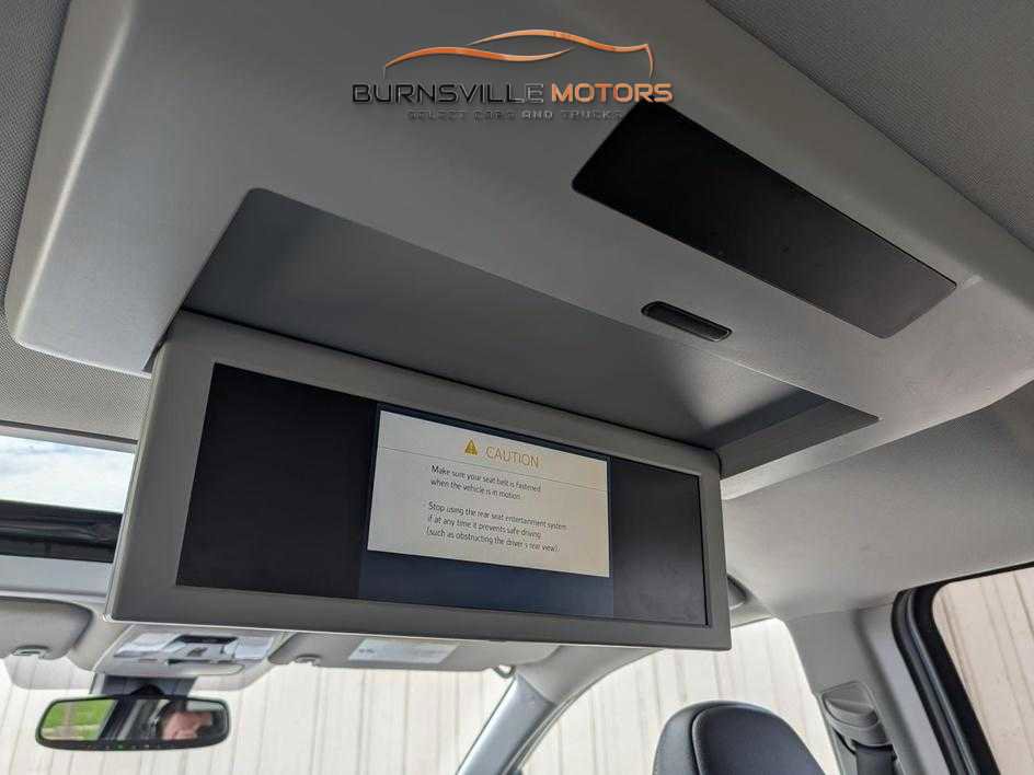 Used 2019 Toyota Sienna SE Premium AWD/4WD image 17