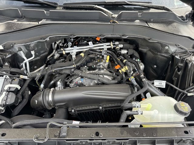 New 2026 Ford Explorer Active w/ Active Comfort Package RWD image 8