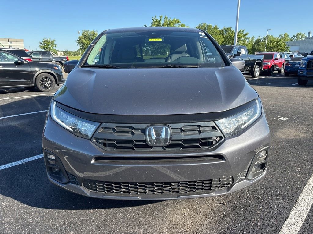 Certified 2026 Honda Odyssey EX-L image 2