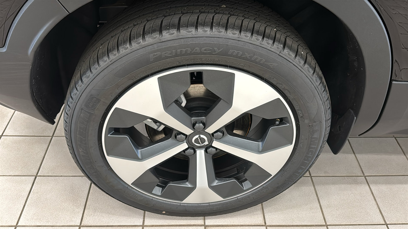 New 2026 Volvo XC40 B5 Plus w/ Climate Package AWD/4WD image 31