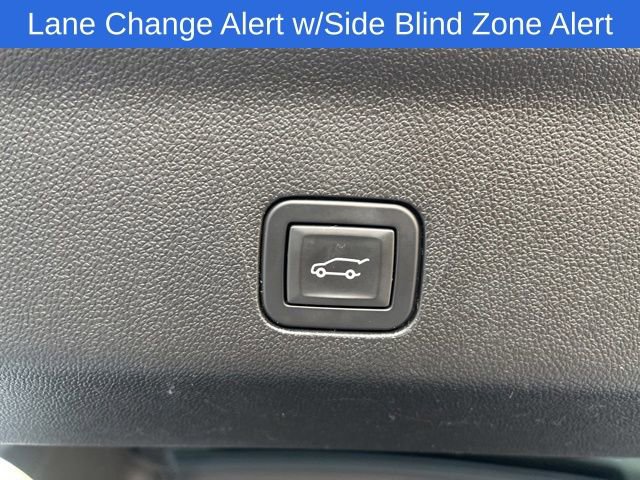 Used 2024 Chevrolet Tahoe Z71 w/ Luxury Package image 37