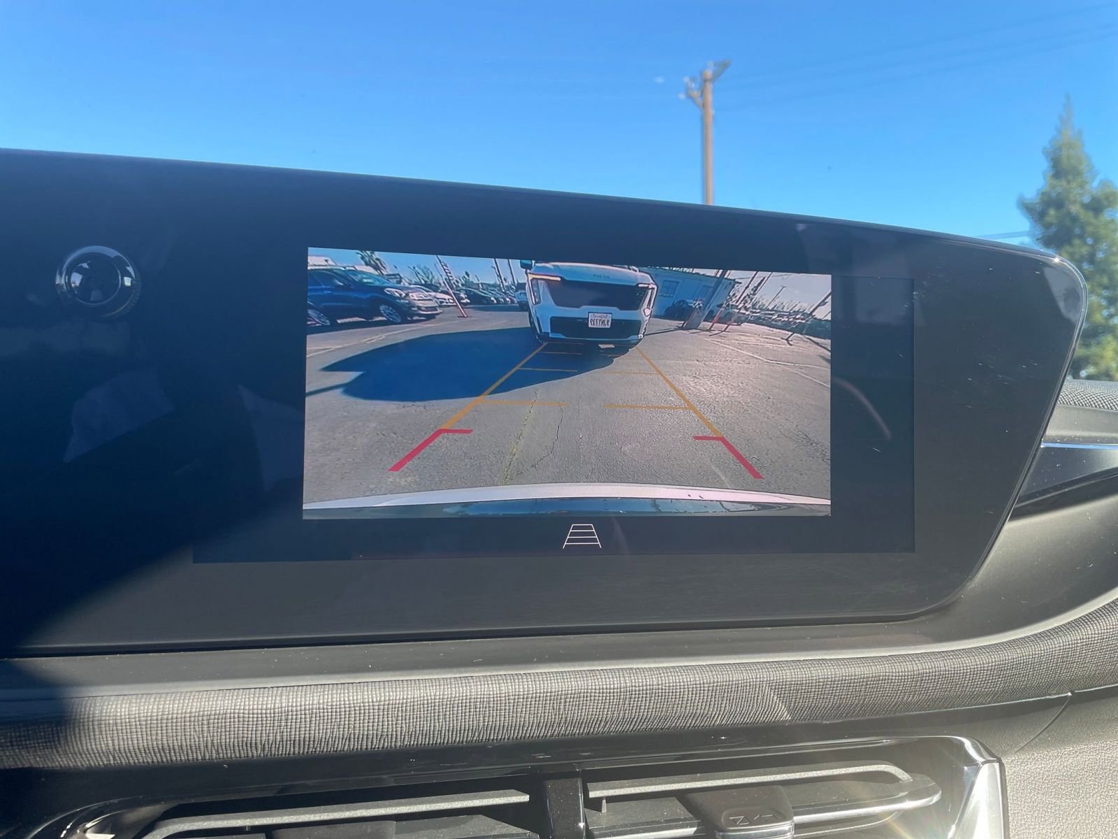 Used 2025 Buick Envista Sport Touring image 20