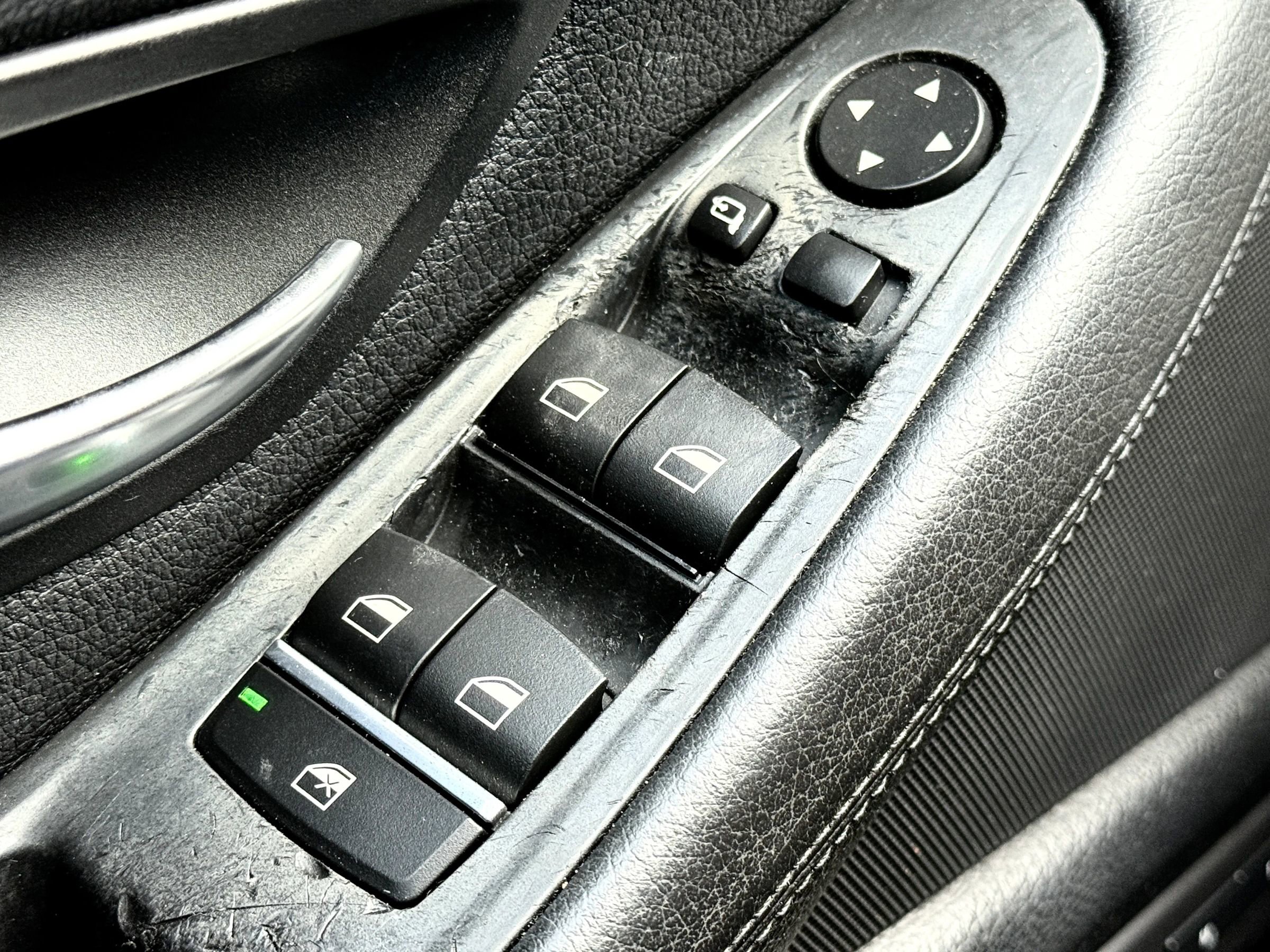 Used 2012 BMW 535i Sedan RWD image 18
