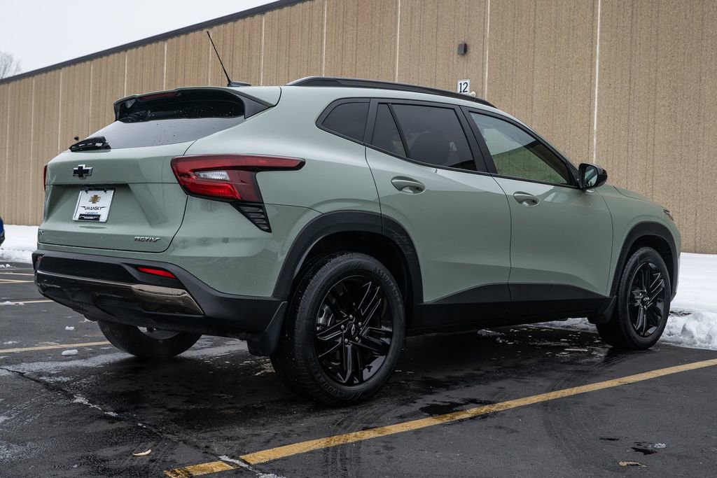 Used 2025 Chevrolet Trax ACTIV w/ Driver Confidence Package image 7