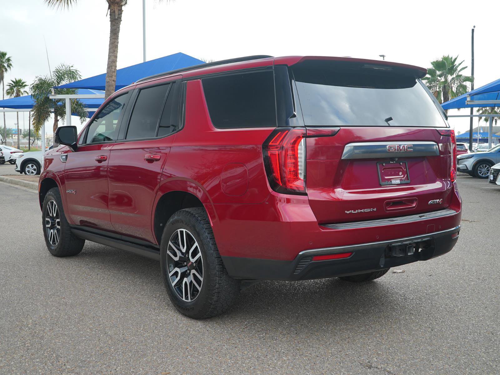 Used 2021 GMC Yukon AT4 w/ AT4 Premium Plus Package image 11