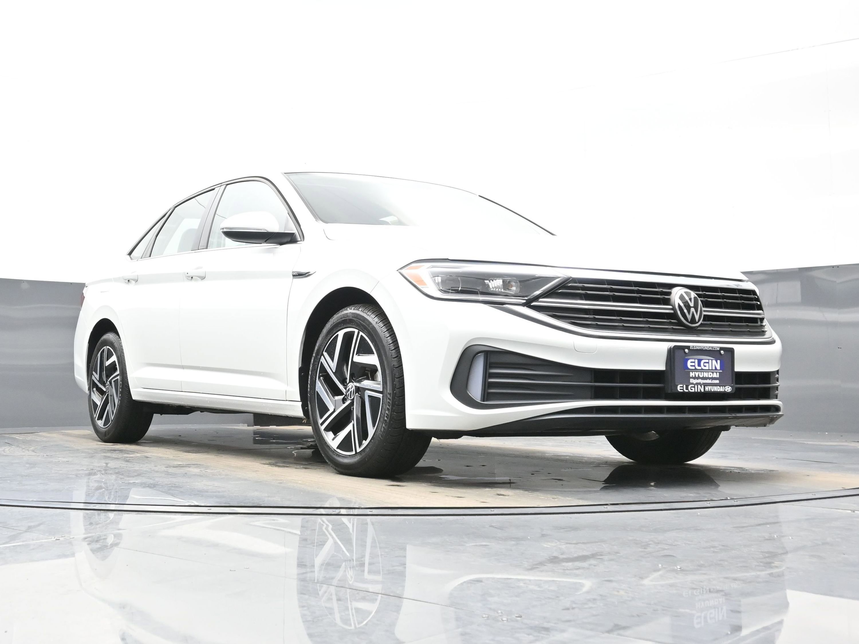 Used 2022 Volkswagen Jetta SEL image 43